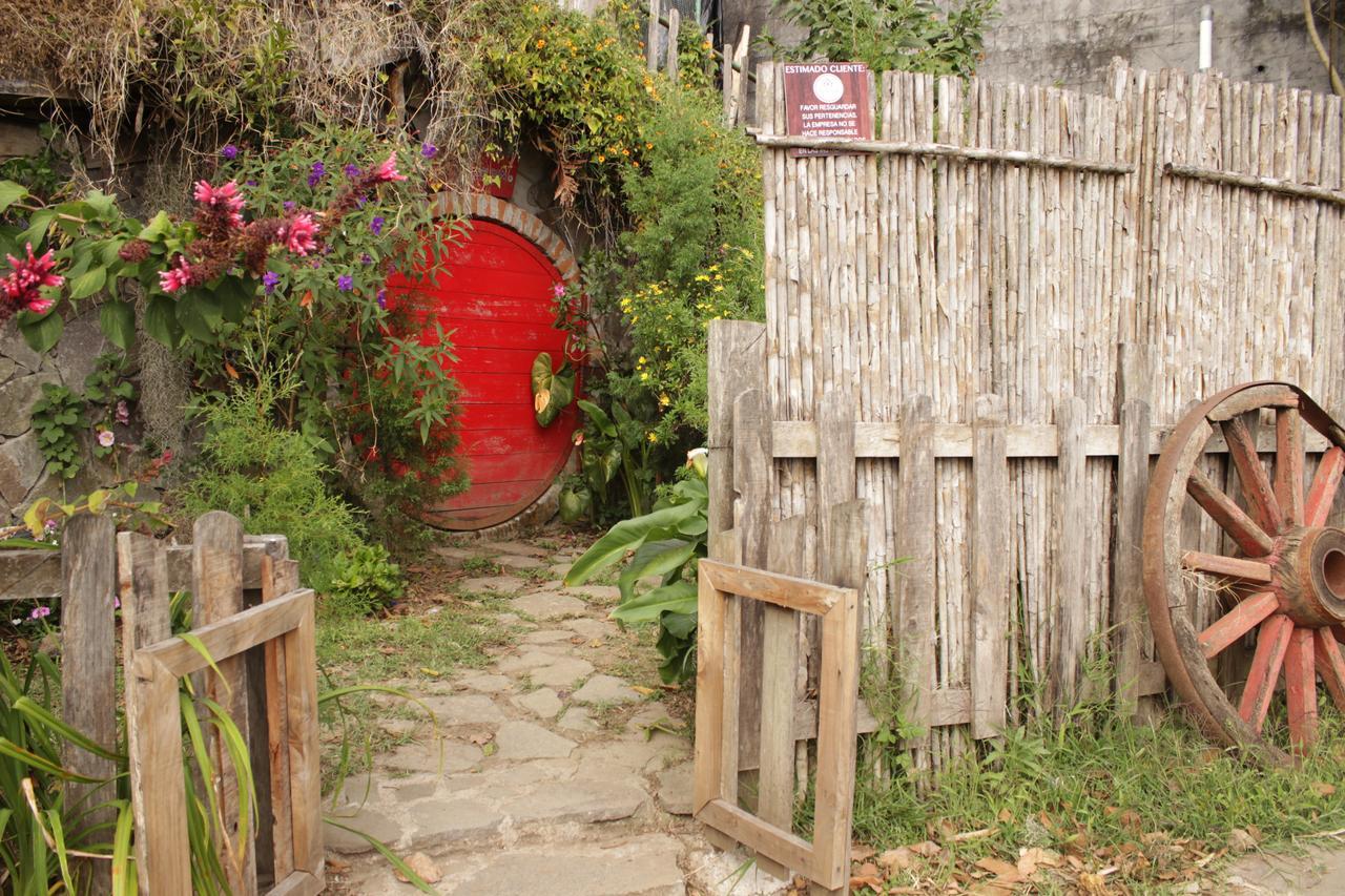 The Hobbit La Comarca Hotel Nueva San Salvador Esterno foto