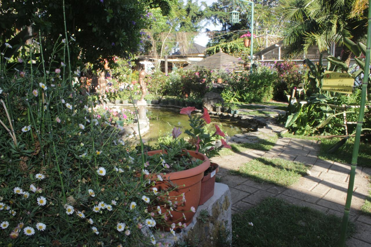 The Hobbit La Comarca Hotel Nueva San Salvador Esterno foto